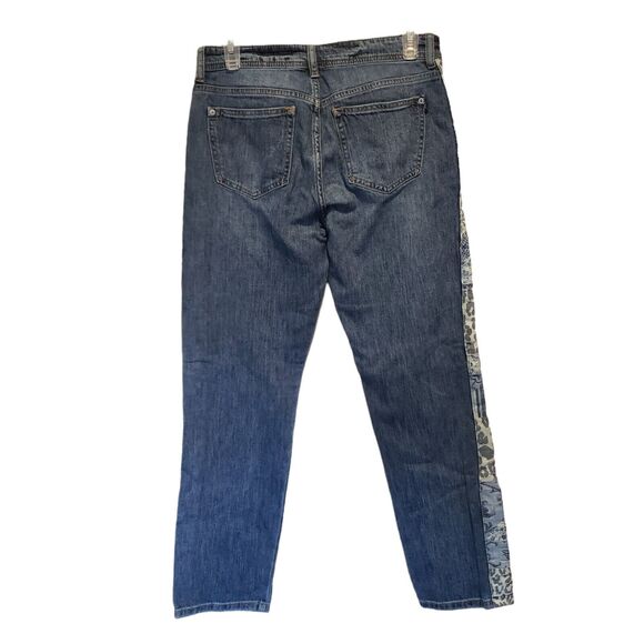 Pilcro Boyfriend Crop Jeans Womens size 26 Mid Rise Light Wash Straight Leg - Picture 6 of 14
